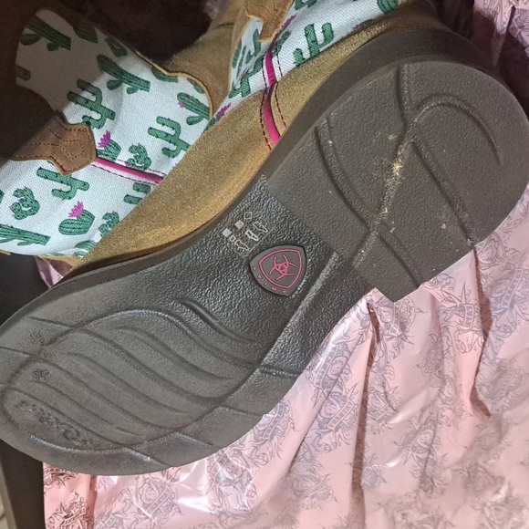 Ariat Fatbaby Cactus Boots - Picture 3 of 6